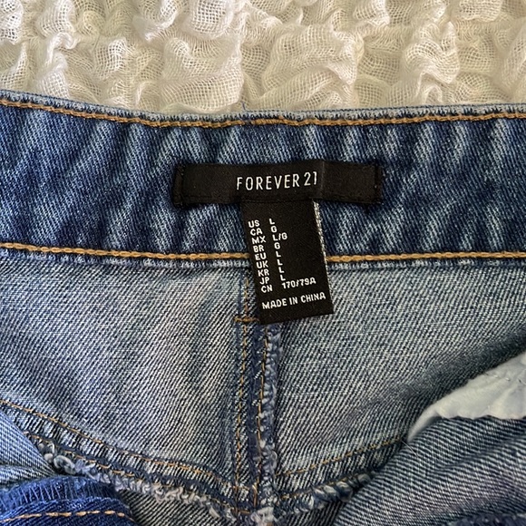 Denim skirt - Picture 2 of 4